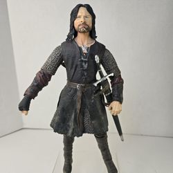 2003 TOY BIZ LORD OF THE RINGS 11" ARAGORN FIGURE With Weapons