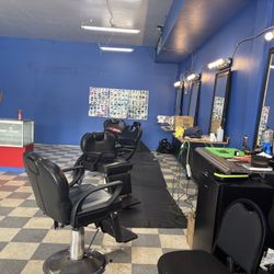 5 Barber Chairs And 3 Salon Chairs 