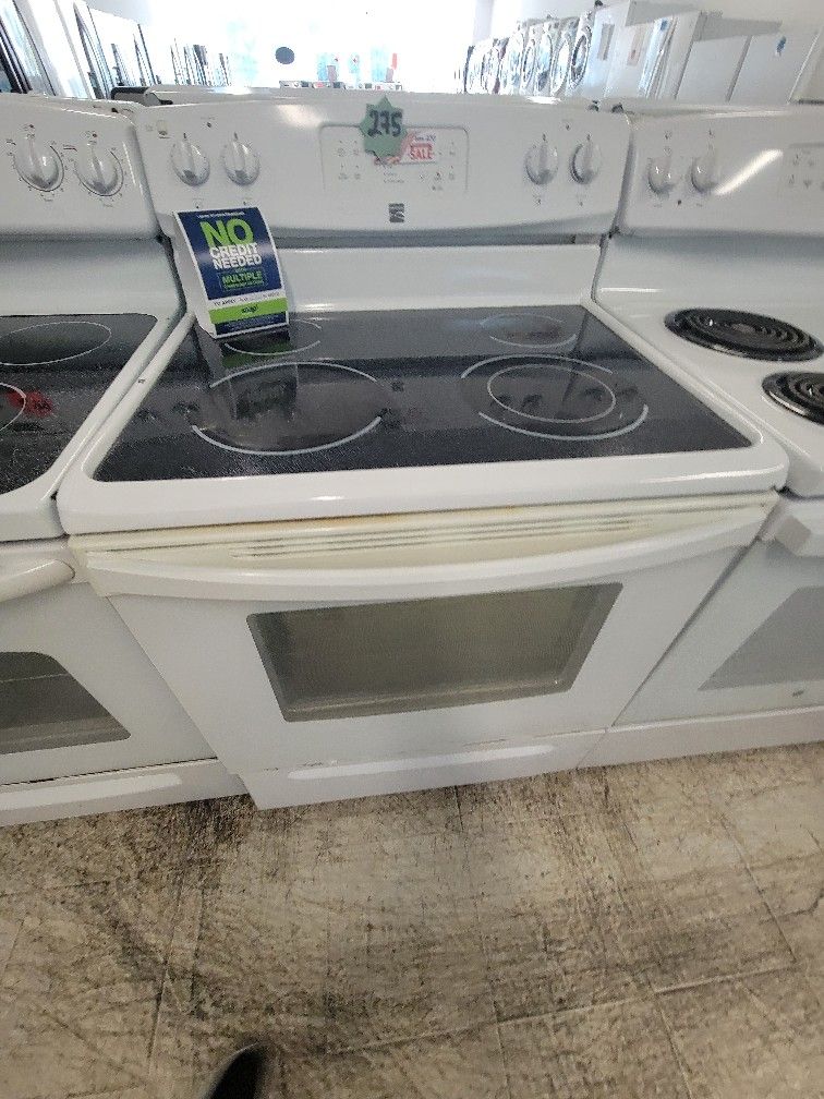 Kenmore Electric Stove Used Good Condition With 90day's Warranty for Sale in Hyattsville, MD