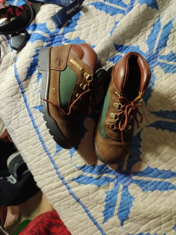 Timberland Boot Have Two Pairs Youth Size 1 Boy$20 Each