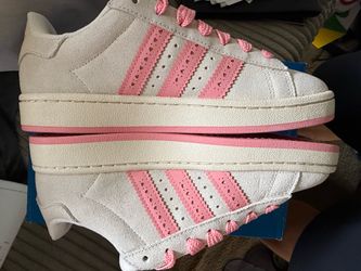 NEW ADIDAS WOMENS 6 1/2 CAMPUS