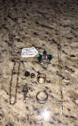 Gold jewelry