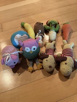Organic Cotton Dog Toys With Squeakers——$10 Each