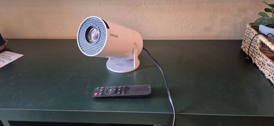 Mini portable projector