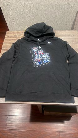 Fanatics Men’s Medium Los Angeles Dodgers Graffiti Incased LA Logo NWOT