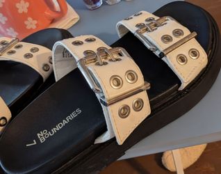 No Boundaries Platform Slide Sandals