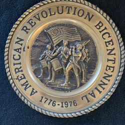 Set Of 4 Commemorative Bicentennial Wall Hanging Plates