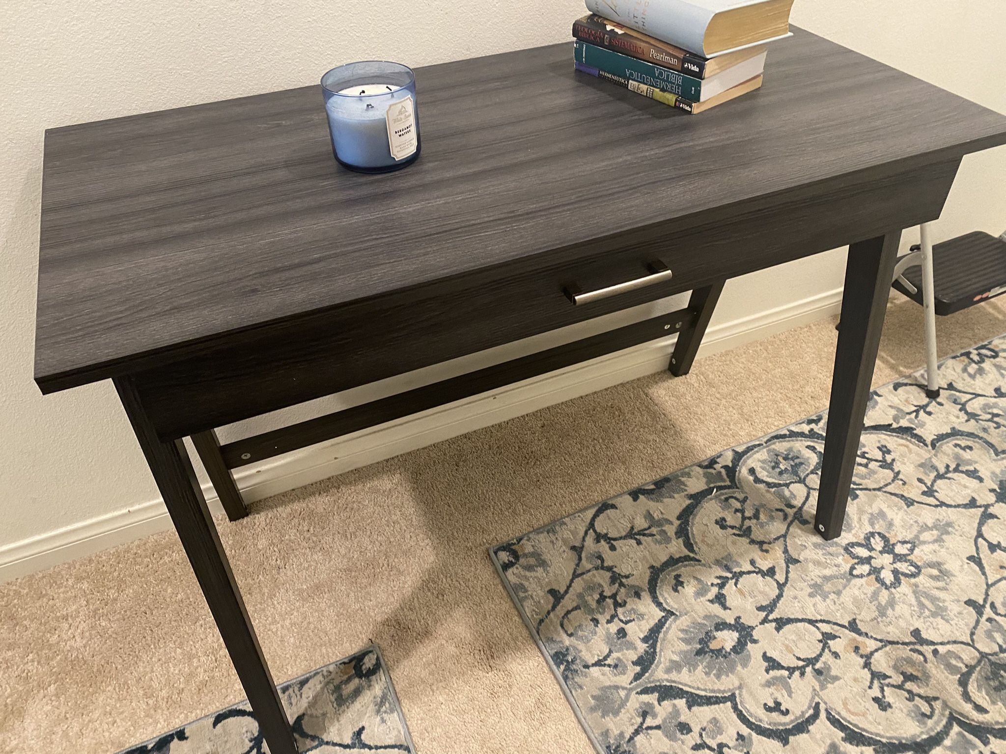 Project 62 Paulo Desk