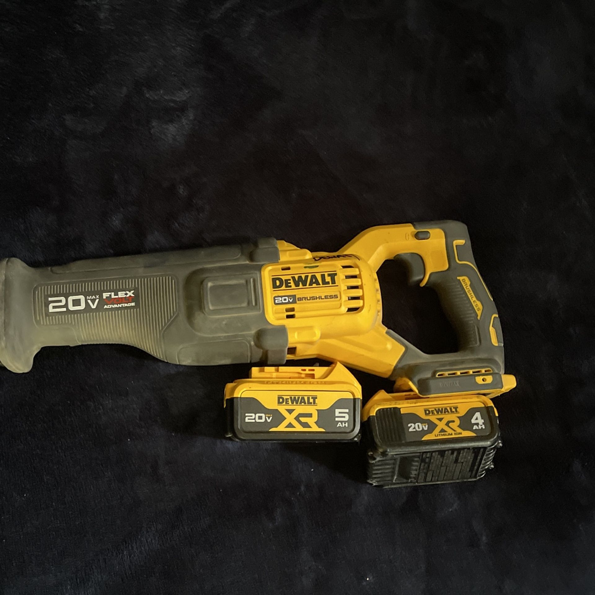 Dewalt Sawzall And Batteries 5ah And 4ah $230 For All 