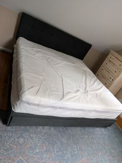 King bed w storage