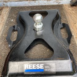 Reese Gooseneck Hitch