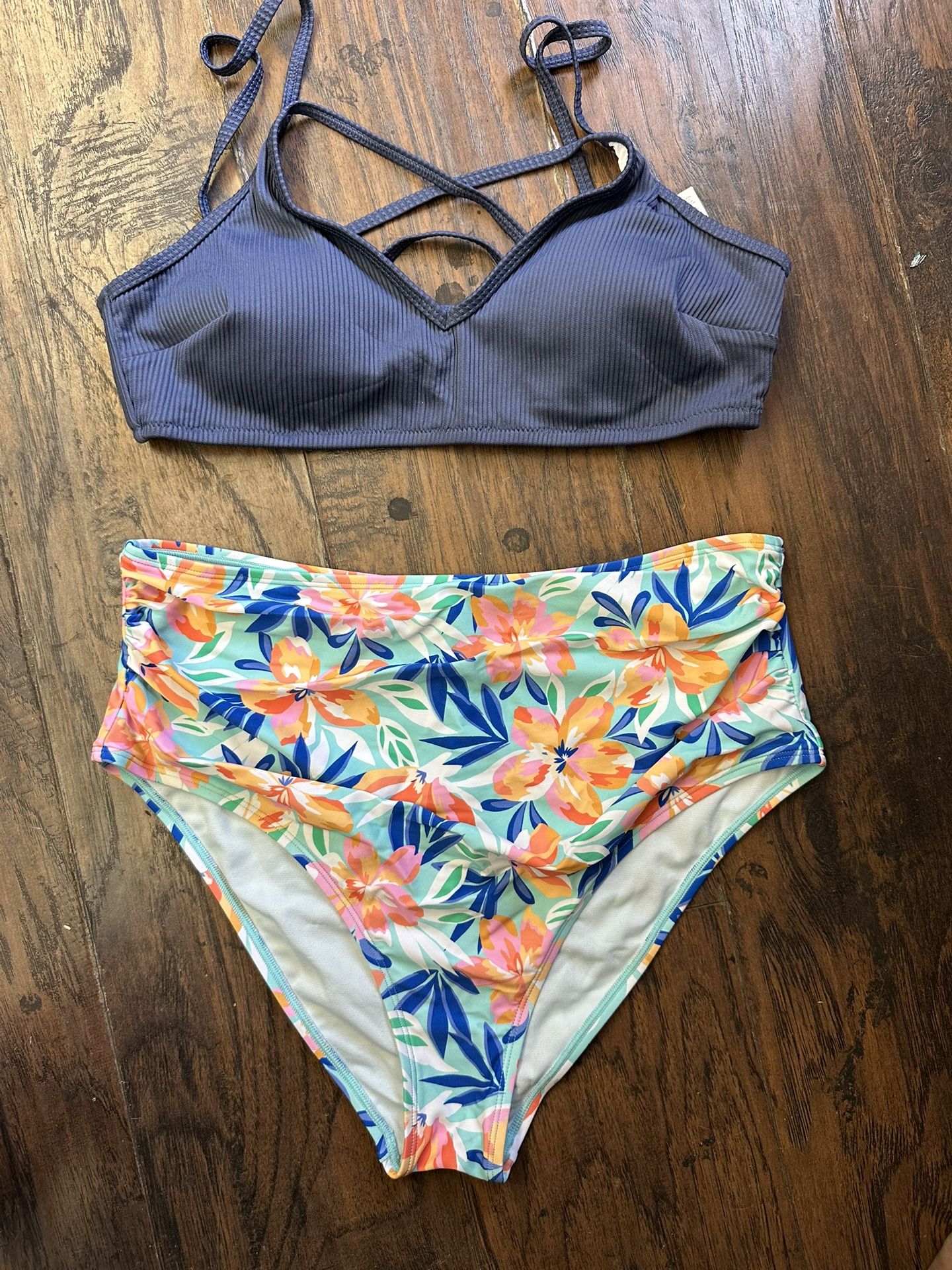 Beautiful 2piece Bikini Size XL