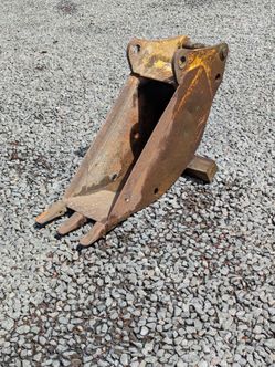 12" Backhoe Trenching Bucket