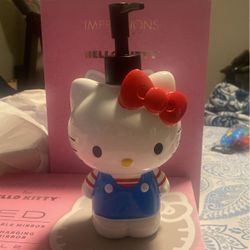 Hello Kitty Soap Dispenser 