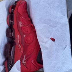 Nike Vapormax Plus Red