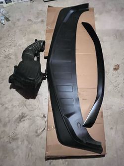 $400 obo let’s make a deal 2020 Camaro SS lip and air box & wing