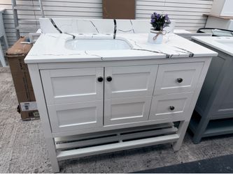 Bathroom cabinet