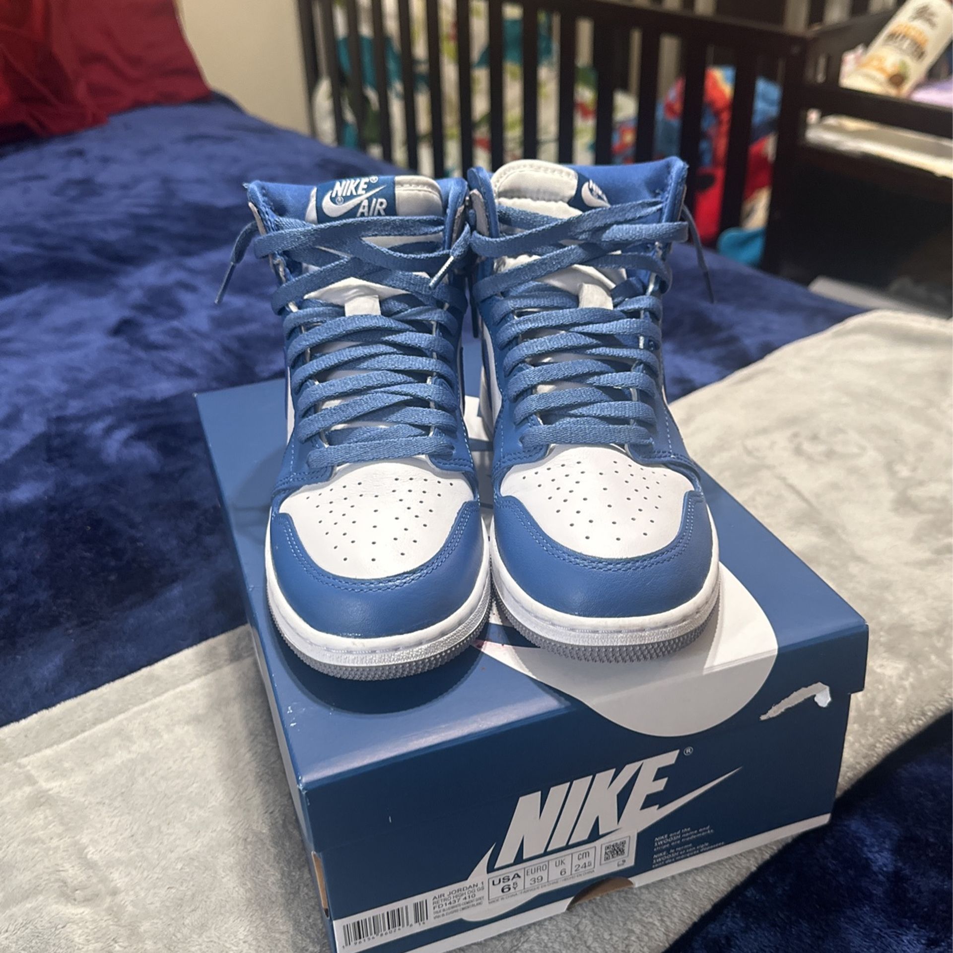 OG True Blue Retro 1’s High 6.5Y