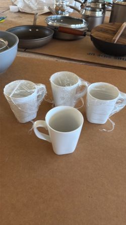 4 White Coffee Mugs