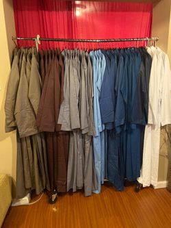 Men custom made Thobes from Saudi Arabia