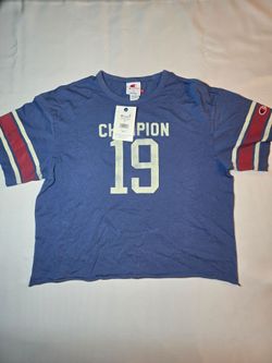 Champion 19 Graphic Striped Sleeve Crop T-Shirt