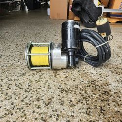 C8874-053 Penn Senator Electric Reel