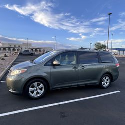 2011 Toyota Sienna