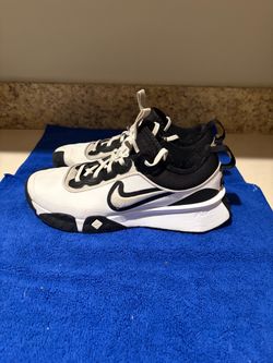 Nike baseball turf shoes - size 5.5