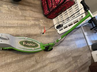 Electric Scooter With Charger