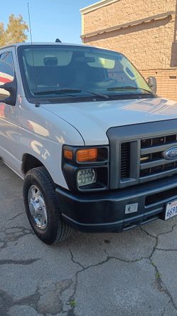 2011 Ford Commercial Chassis
