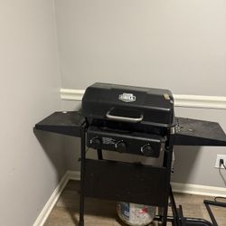 Grill 80 Works perfect just moving Propane Included
