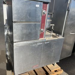 Southbend GCX-2S-6 2 Compartment Gas Conv. Steamer w/ 44" Cabinet Base 3 Pan per cavity capacity with 6 gallon kettle