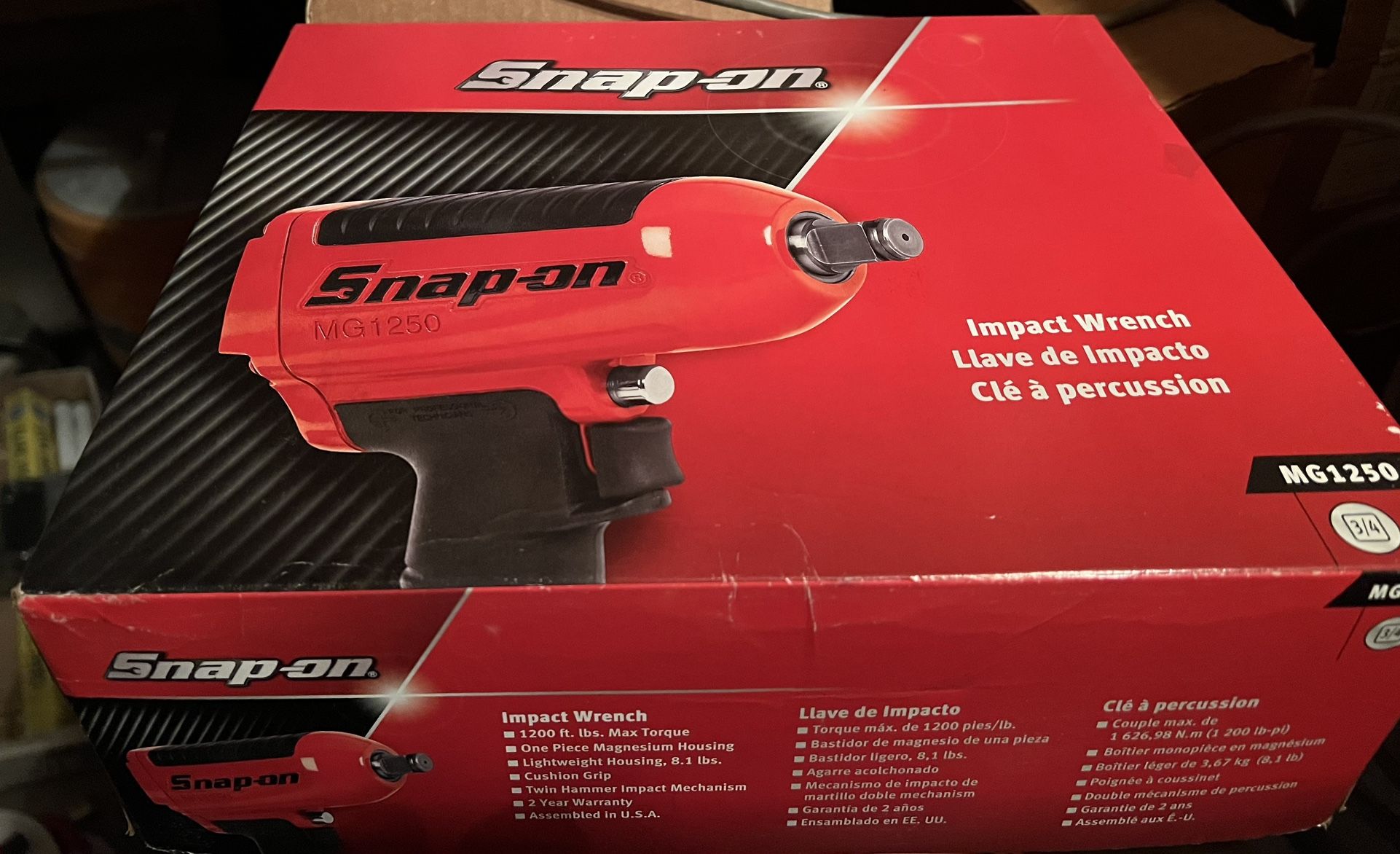 Snap On 3/4 Dr. Impact Wrench MG1250