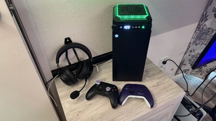 Xbox series x 2 controllers headset