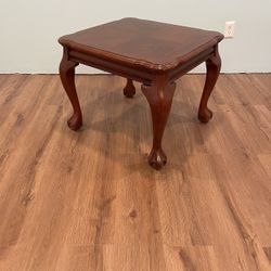 Claw Foot Vintage Style Table 