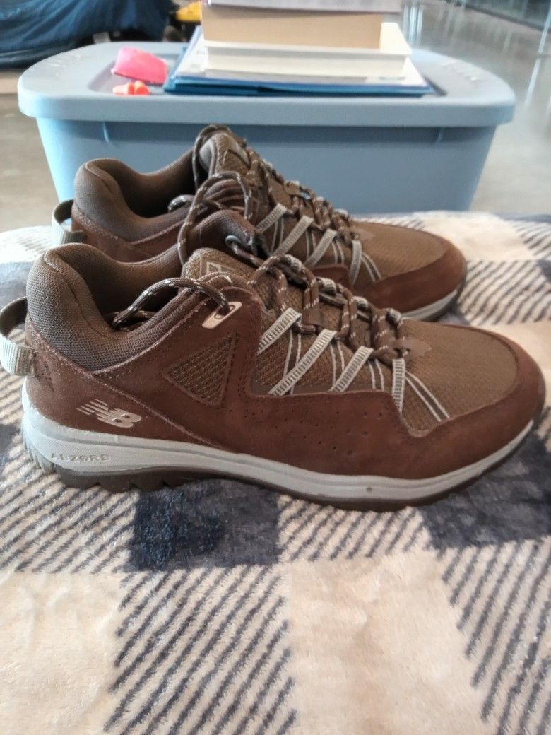 New Balance Women's 9.5 Ww669lc2 New!