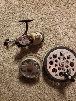 3 Vintage fishing reels