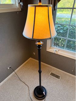 Premium Swing Arm Floor Lamp - Heavy Metal Base, Adjustable, Classic European Style