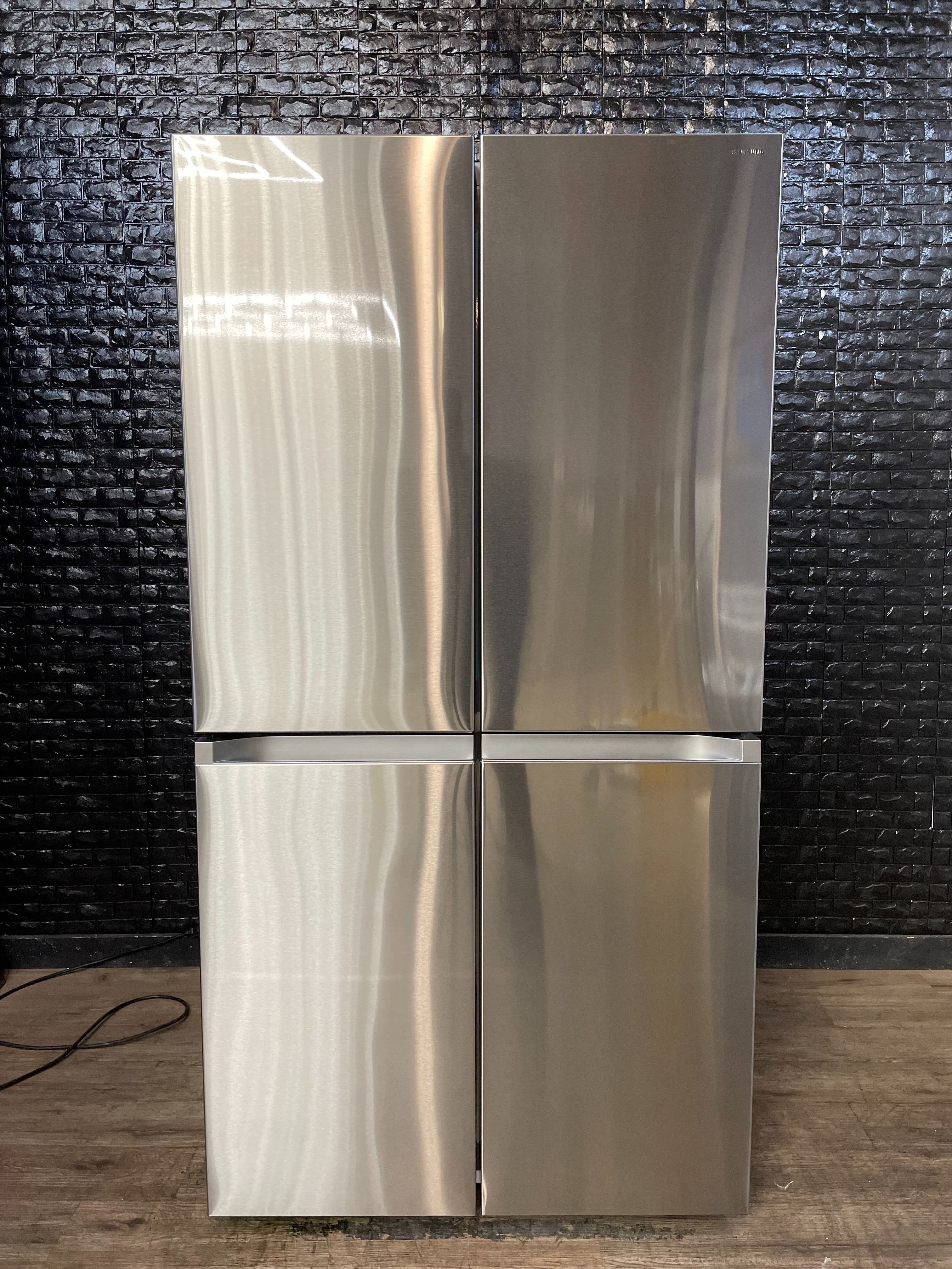 SAMSUNG FLEX REFRIGERATOR w/WARRANTY! R2828A