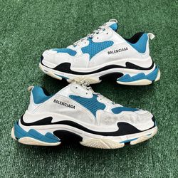BALENCIAGA TRIPLE S BLUE WHITE SIZE 44EU 11US