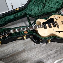 Dean Semi Hollow Jazz Electric Guitar