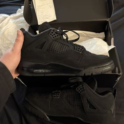 Black Cat 4s Sz8.5