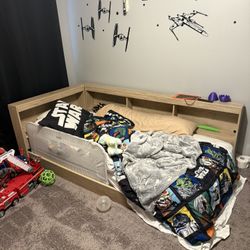 Floor Bed With Bookshelves 