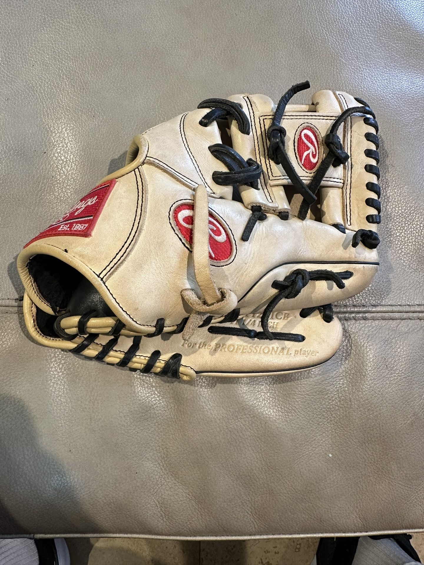 Baseball Glove - Rawlings GG ELITE 11 1/4 Inch