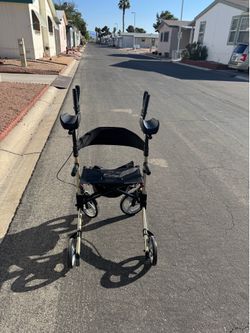 Like new Walker