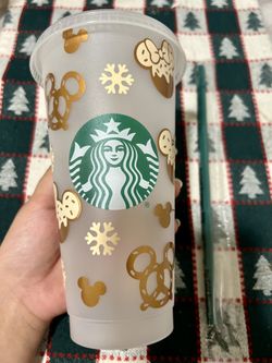 Vinyl Designed Disney Christmas Starbucks Cold Cup