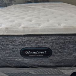 Mattress queen size