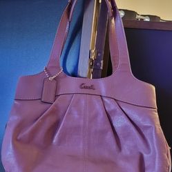 Unique Pink Coach Purse Very Great Condition