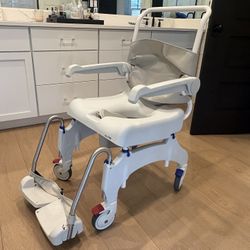 AQUATEC Ergo Shower/Commode Chair 