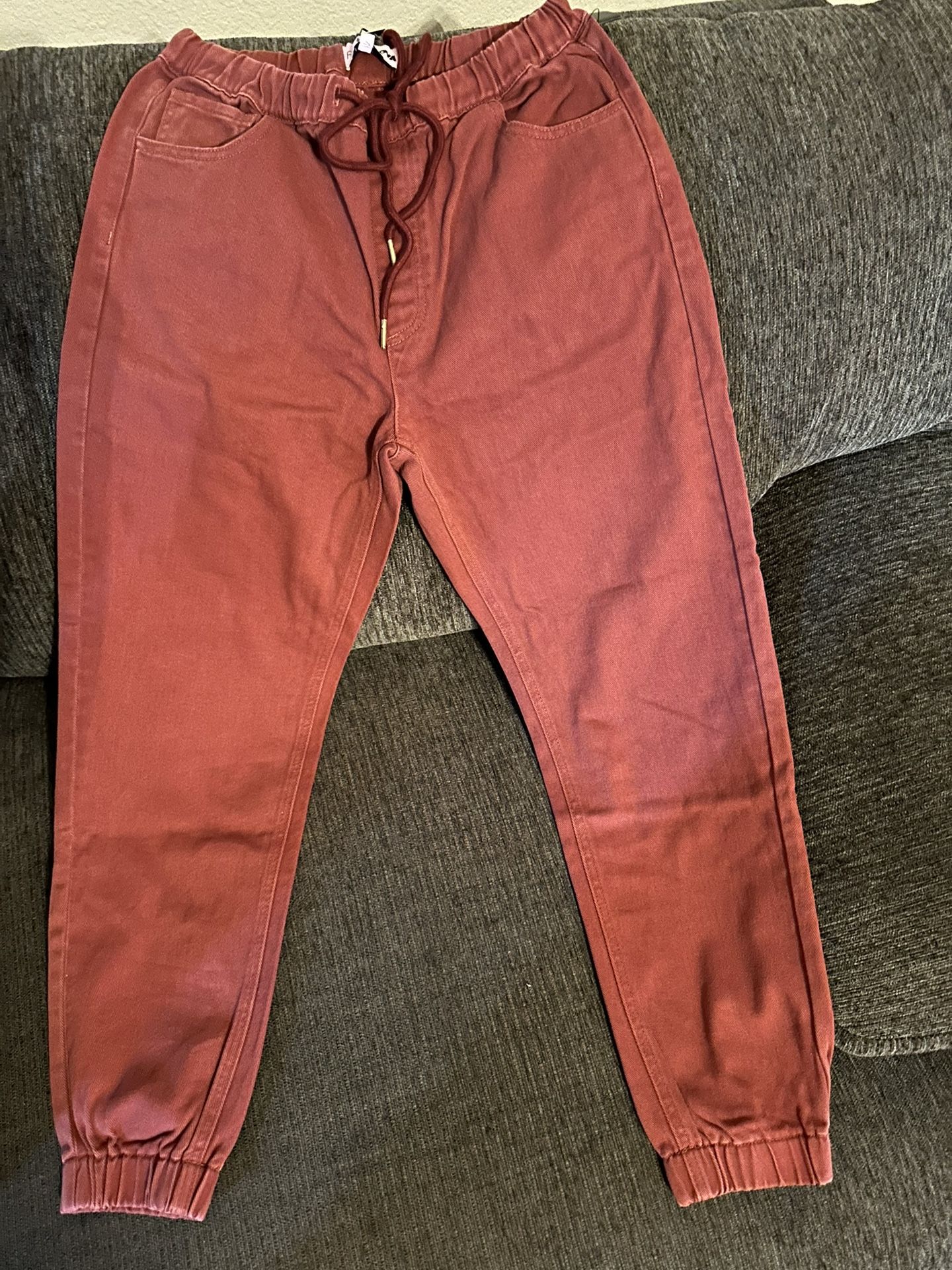 Jogger Jean Burgundy